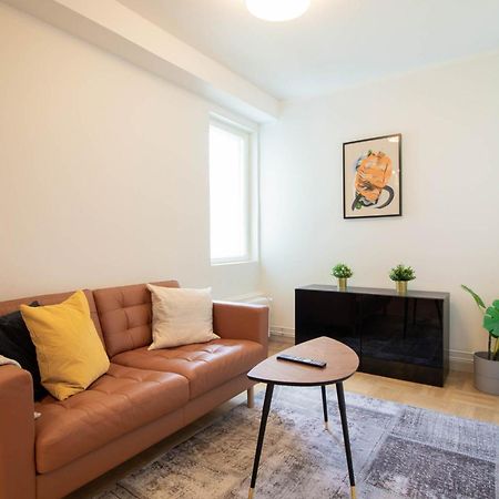 Forenom Serviced Apartments Helsinki Toeoeloe Exterior foto