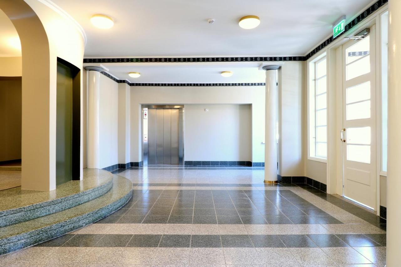 Forenom Serviced Apartments Helsinki Toeoeloe Exterior foto