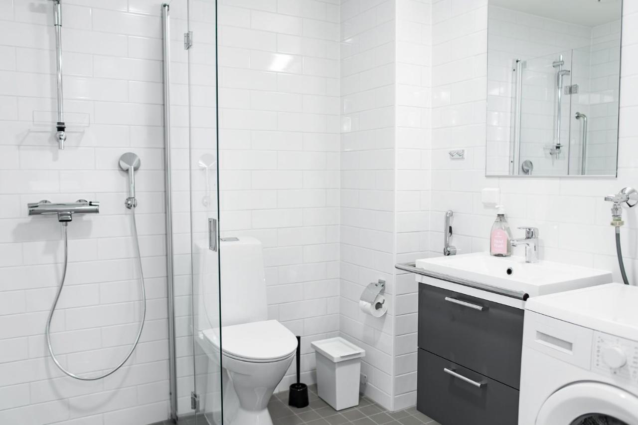 Forenom Serviced Apartments Helsinki Toeoeloe Exterior foto