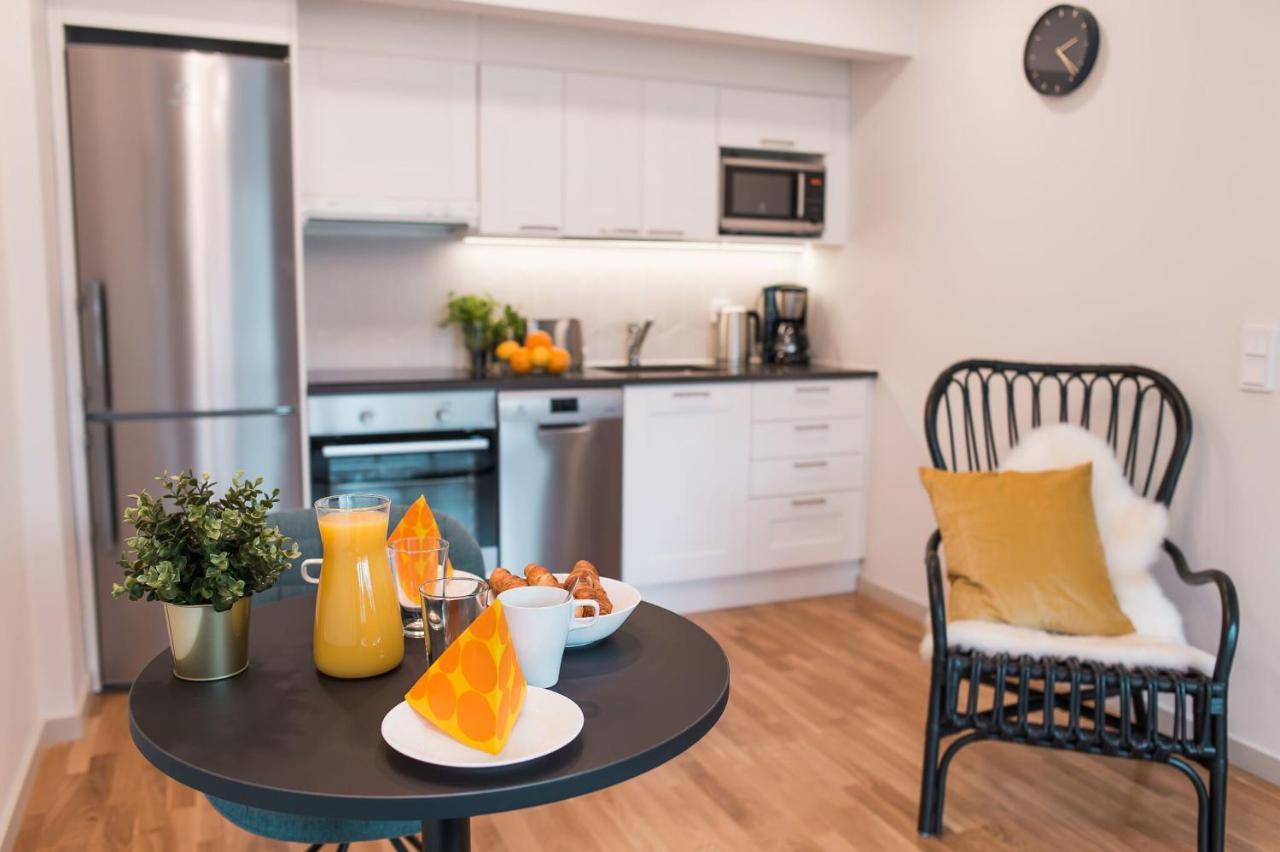 Forenom Serviced Apartments Helsinki Toeoeloe Exterior foto